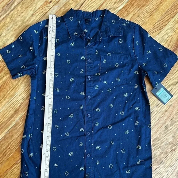 Boys button down shirt - Picture 1 of 4